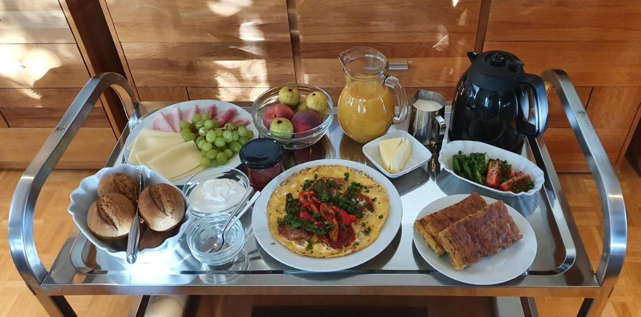 Ruhige Gastesuite Mit Fruhstuck Rhauderfehn Esterno foto
